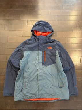 The North Face Men's Two-Tone Navy & Light Blue Waterproof Jacket